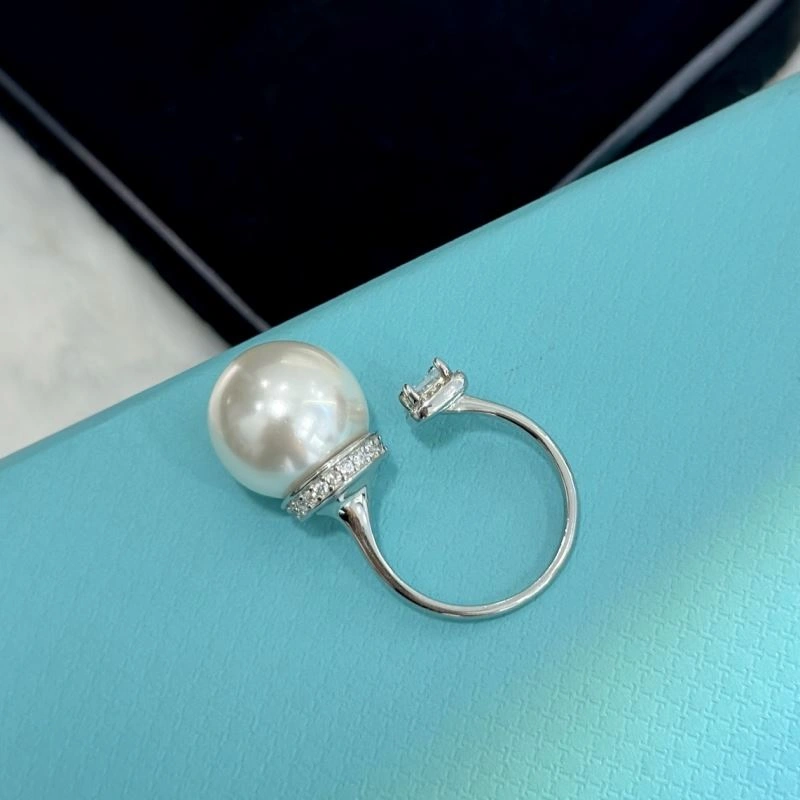 Cozy Tiffany Rings 253959