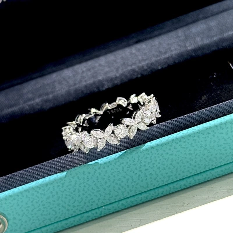 Supportive Tiffany Rings 253698