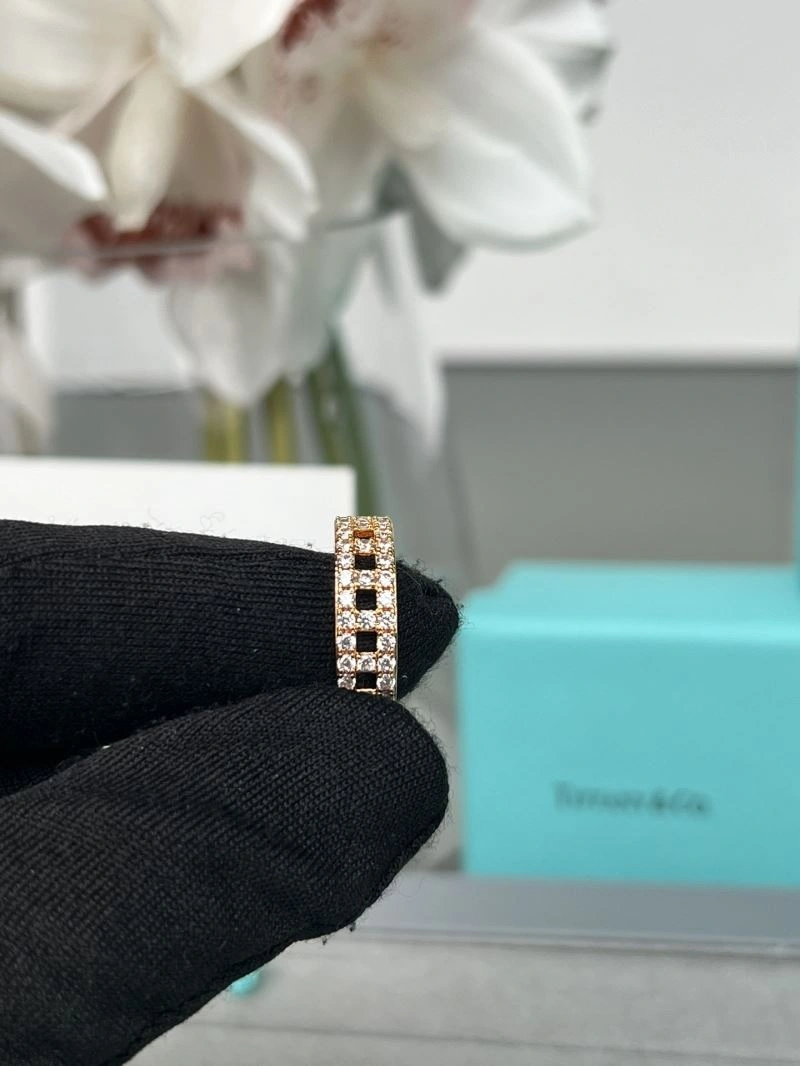 Vibrant Tiffany Rings 253680