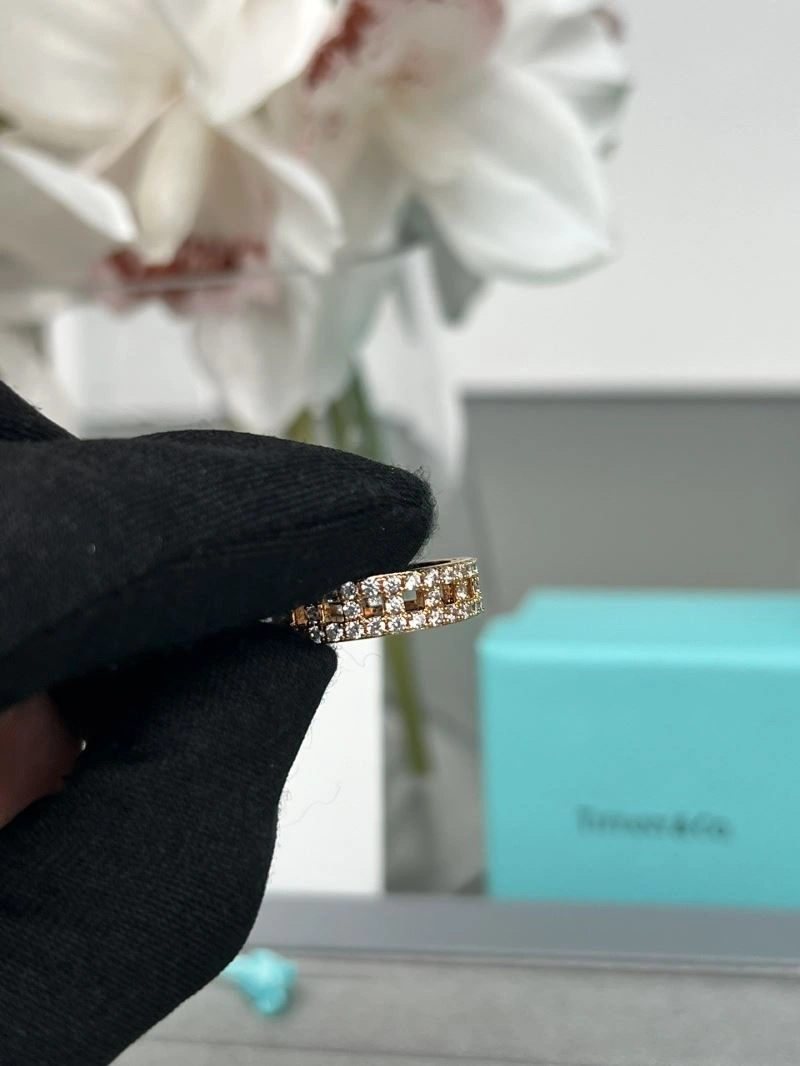 Vibrant Tiffany Rings 253680