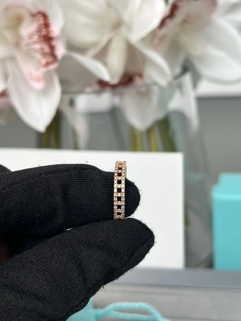 Minimalist Tiffany Rings 253674