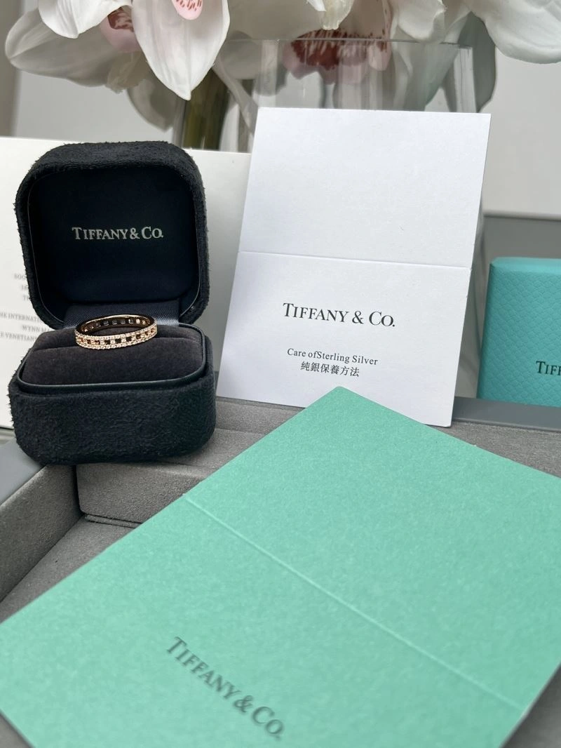 Minimalist Tiffany Rings 253674