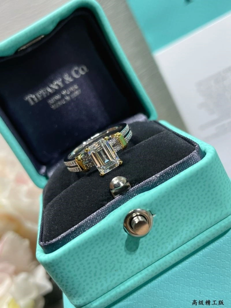 Tiffany Rings Snug 252916