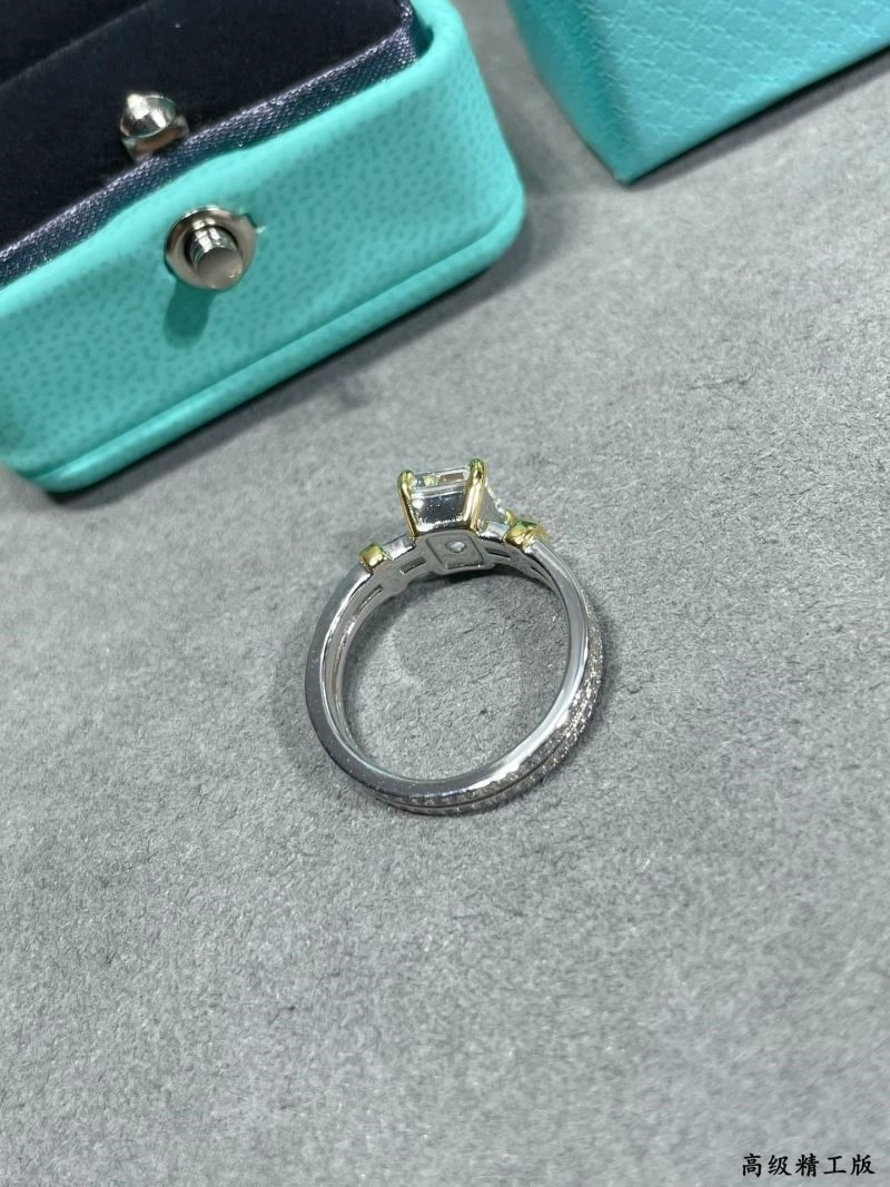 Tiffany Rings Snug 252916