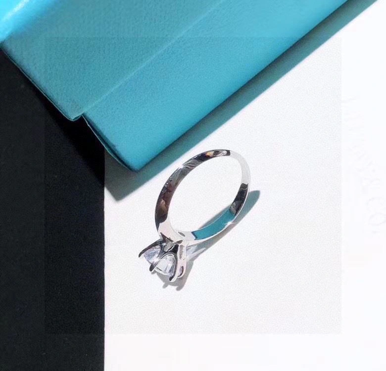 Seasonal Tiffany Rings 252666