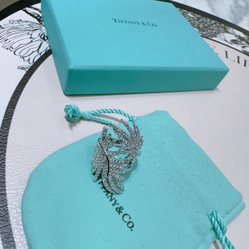 WrinkleFree Tiffany Rings 252517