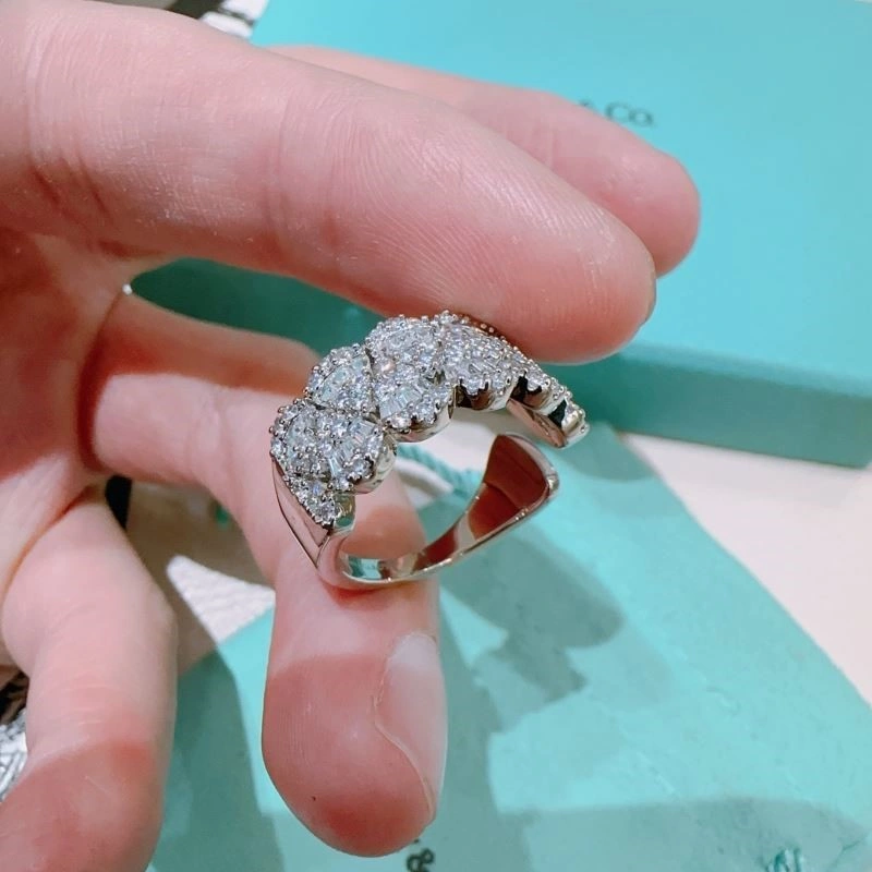 Supportive Tiffany Rings 252531