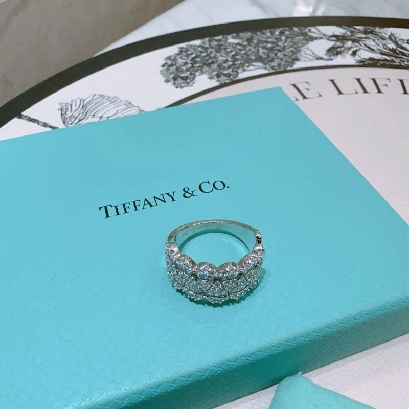 Supportive Tiffany Rings 252531