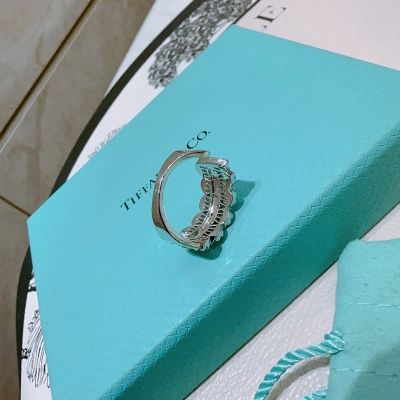 Supportive Tiffany Rings 252531