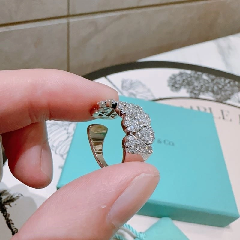 Supportive Tiffany Rings 252531