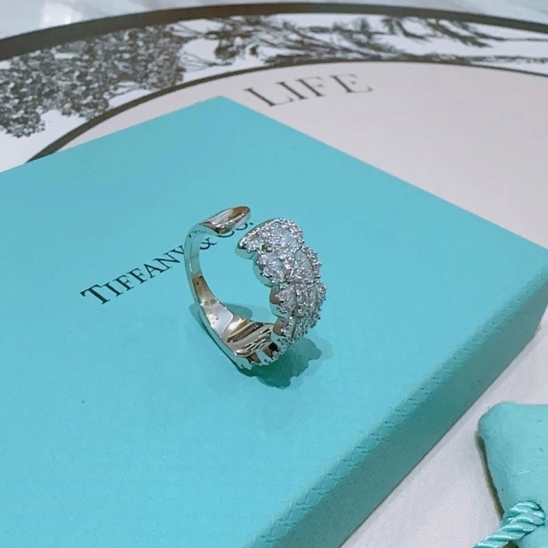 Supportive Tiffany Rings 252531
