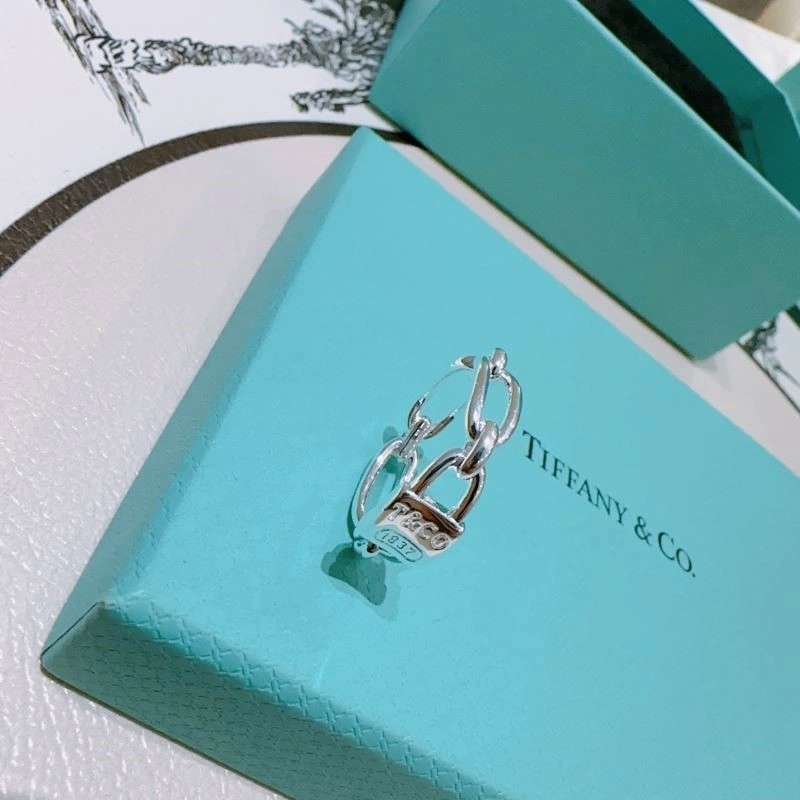 Lightweight Tiffany Rings 252512