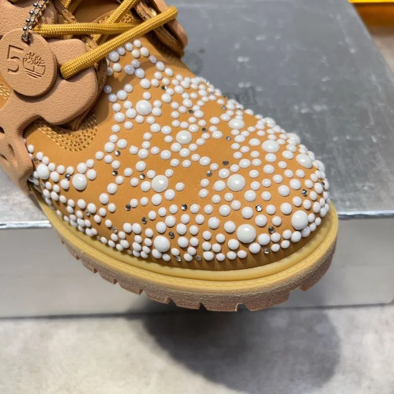 EyeCatching Timberland Boots 4043