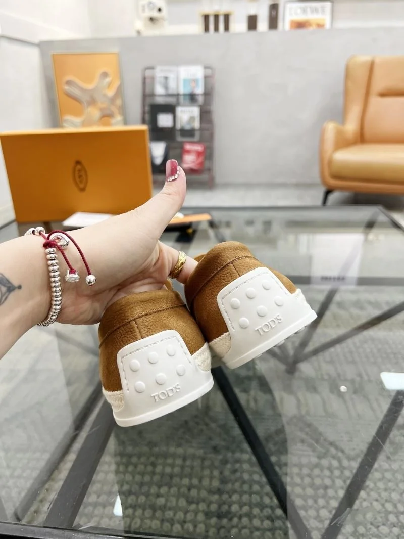Flexible Tods Shoes 3938