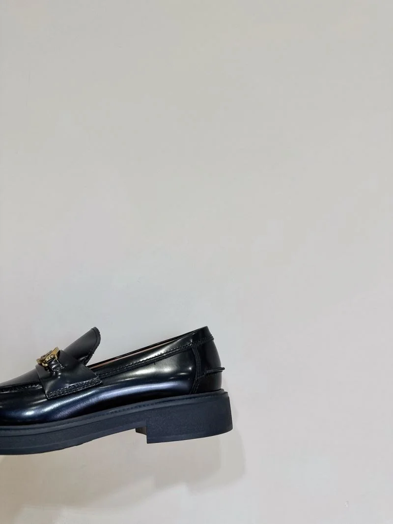 Resilient Tods Shoes 7148