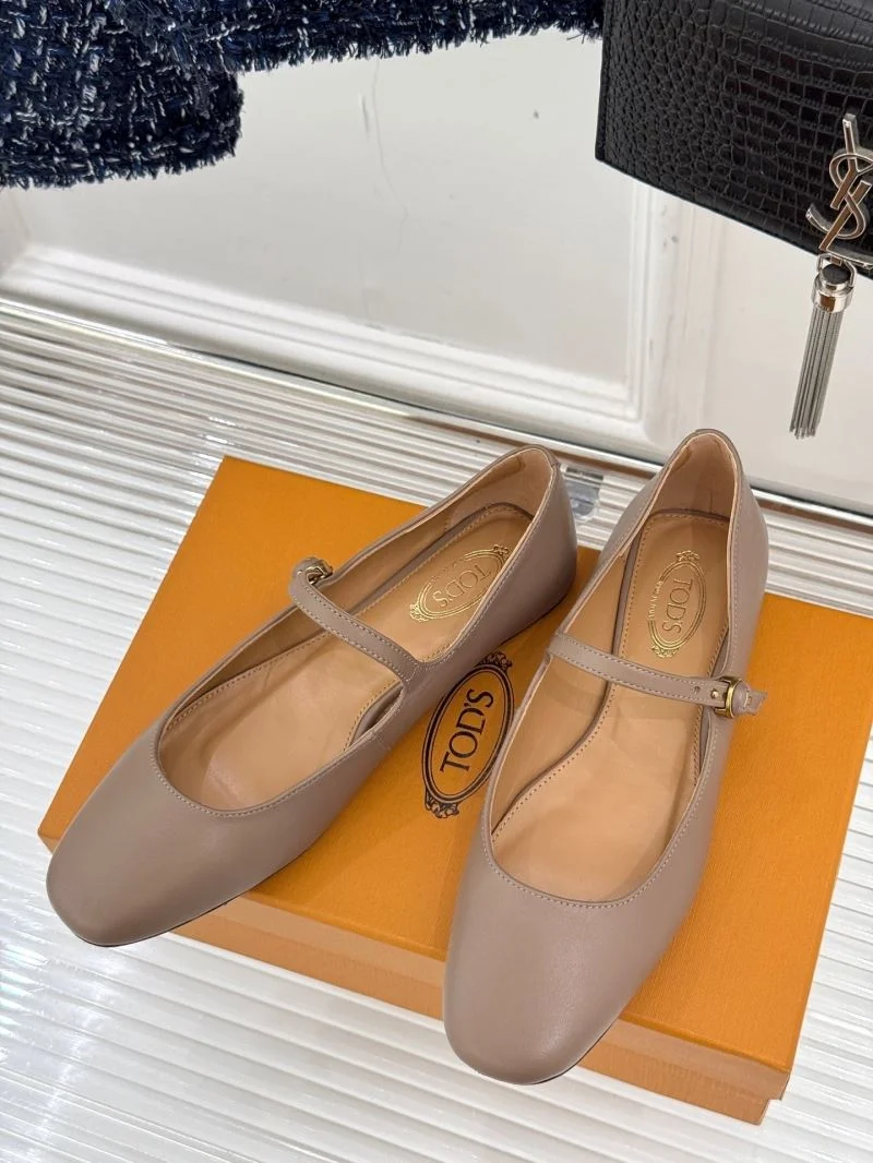 MoistureWicking Tods Shoes 7149