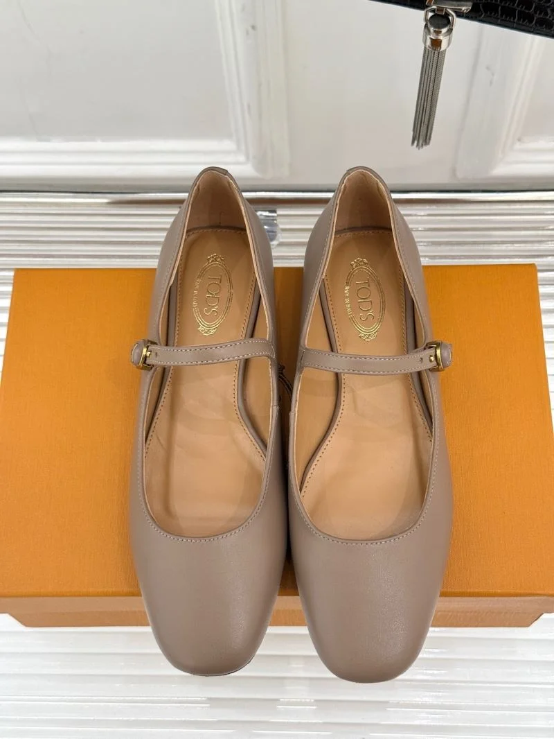 MoistureWicking Tods Shoes 7149
