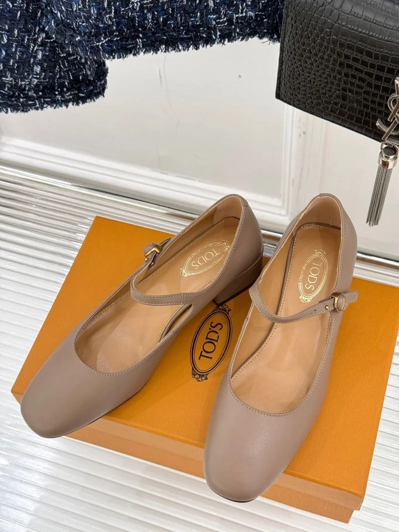 Tods Shoes Sleek 7167