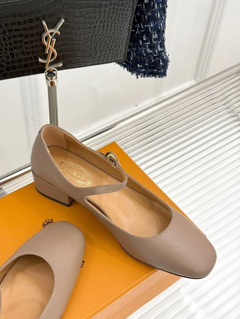 Tods Shoes Sleek 7167