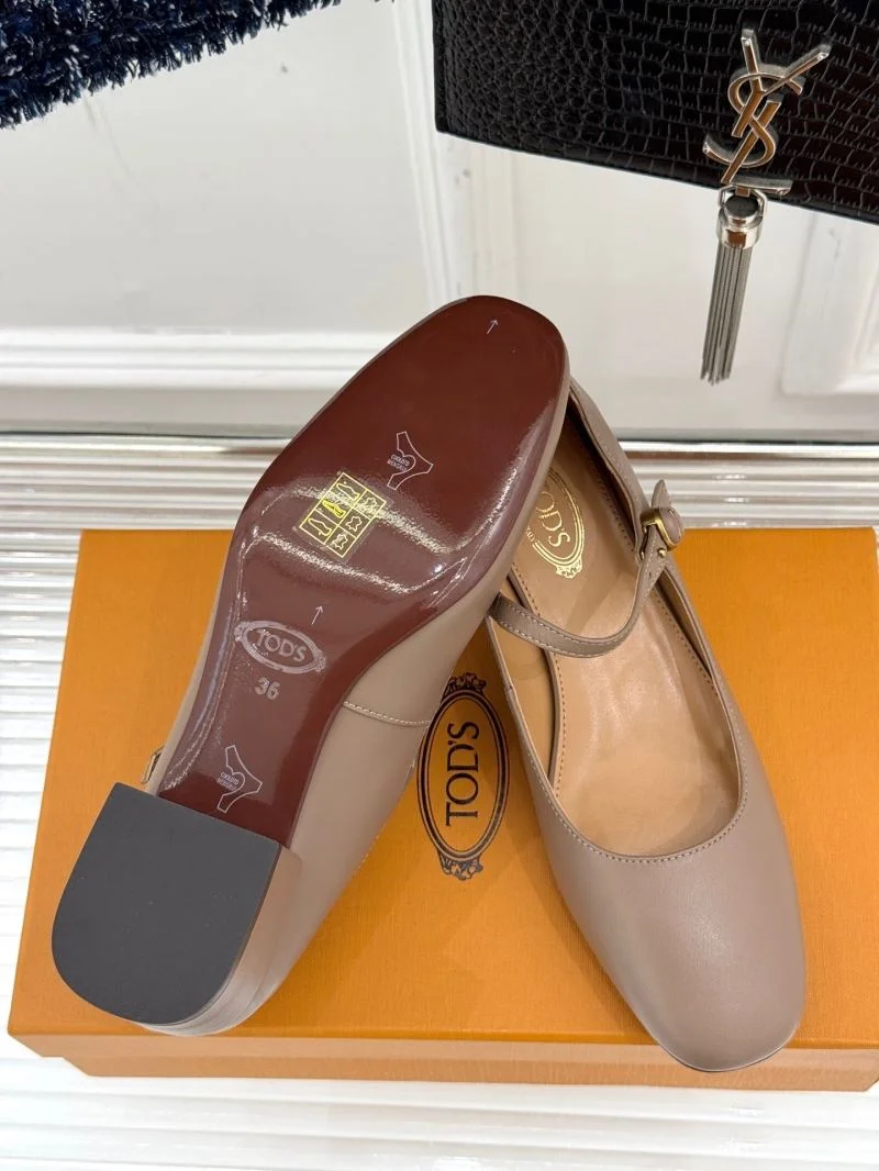 Tods Shoes Sleek 7167