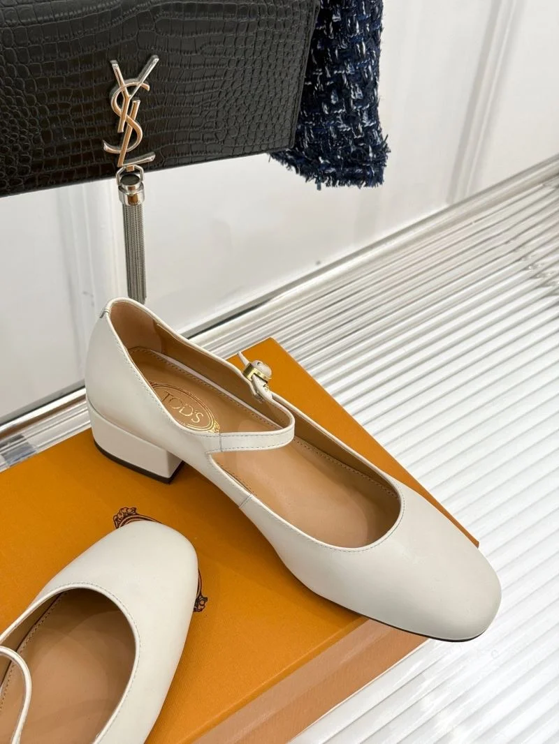 Trendsetting Tods Shoes 7203