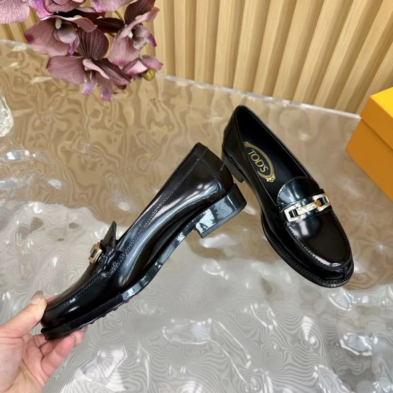 Durable Tods Shoes 8760