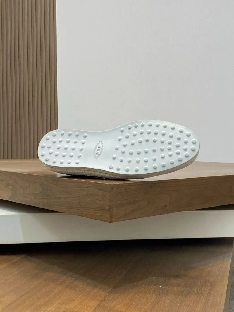 ModernLook Tods Shoes 13338