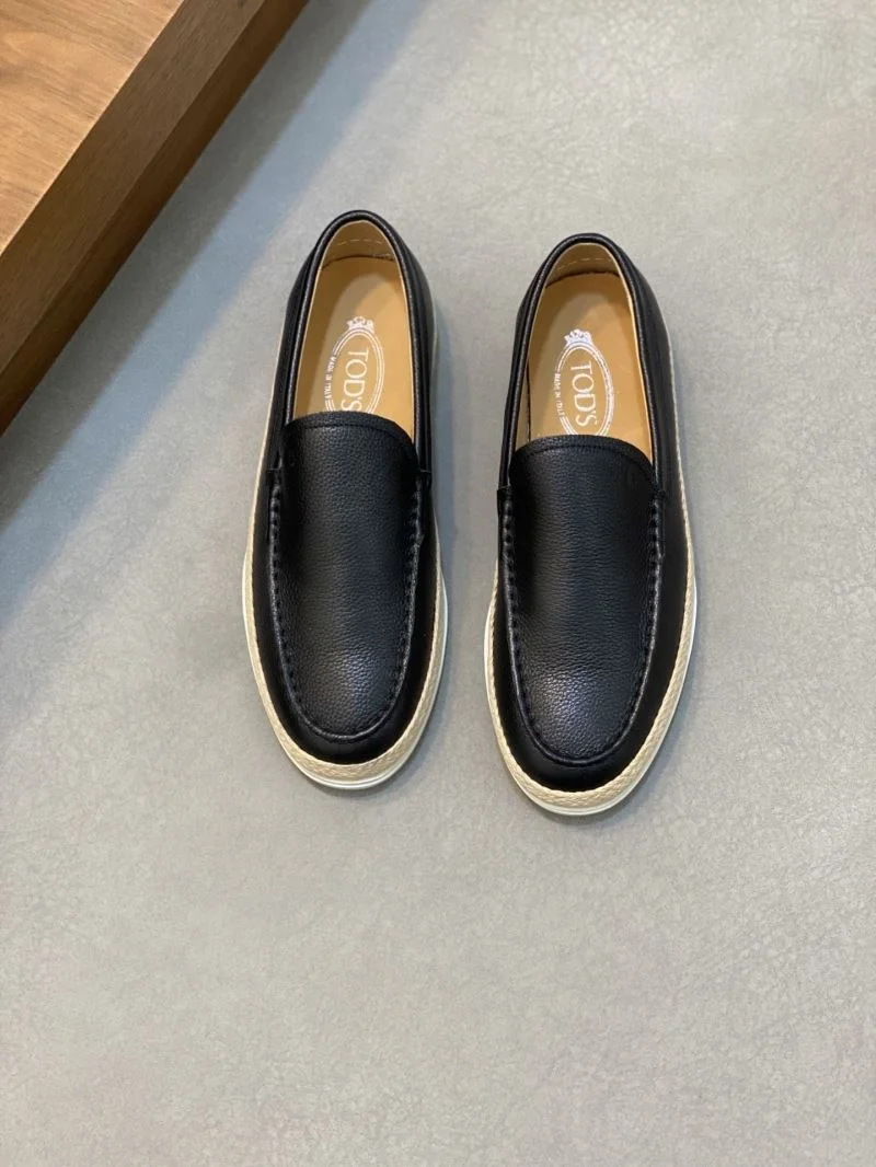 WeatherProof Tods Shoes 13301