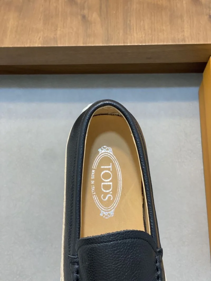 WeatherProof Tods Shoes 13301