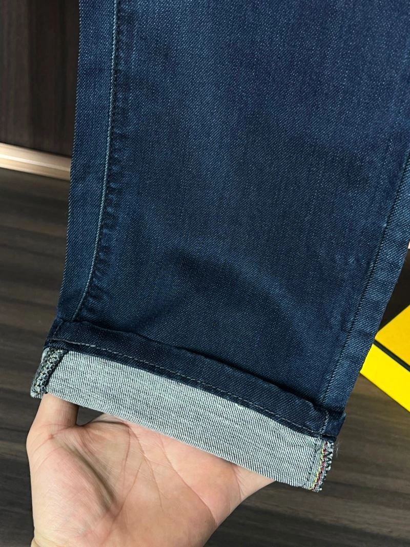 Trendsetting Tom Ford Jeans 162407