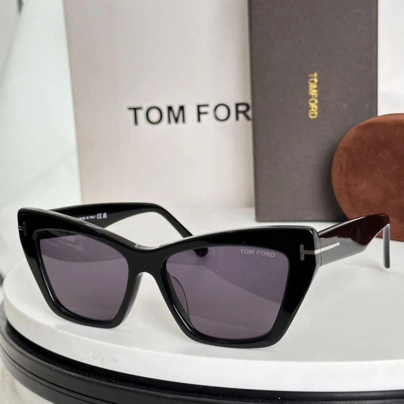 Tom Ford Sunglasses Lightweight 282343