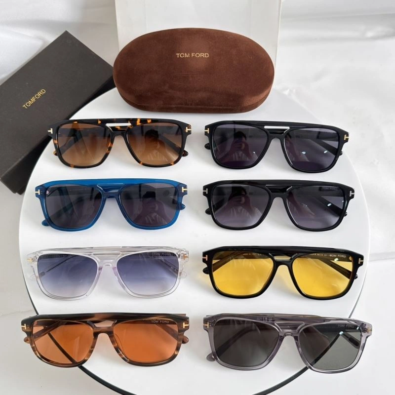 Tom Ford Sunglasses Chic 282338