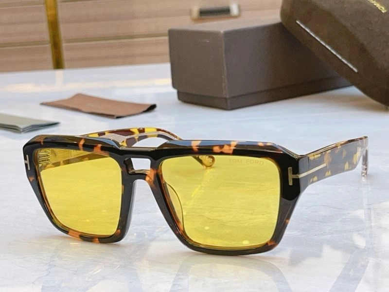 Seasonal Tom Ford Sunglasses 282334