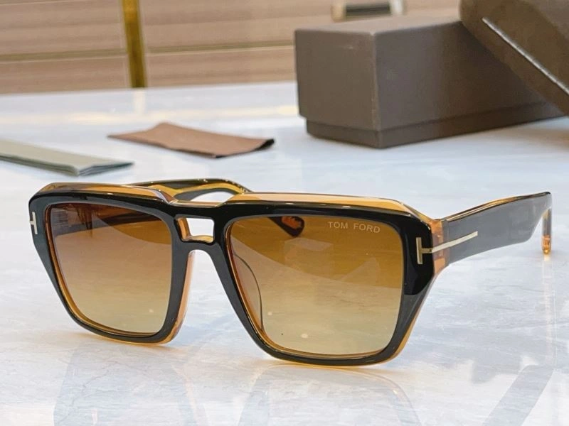 Seasonal Tom Ford Sunglasses 282334