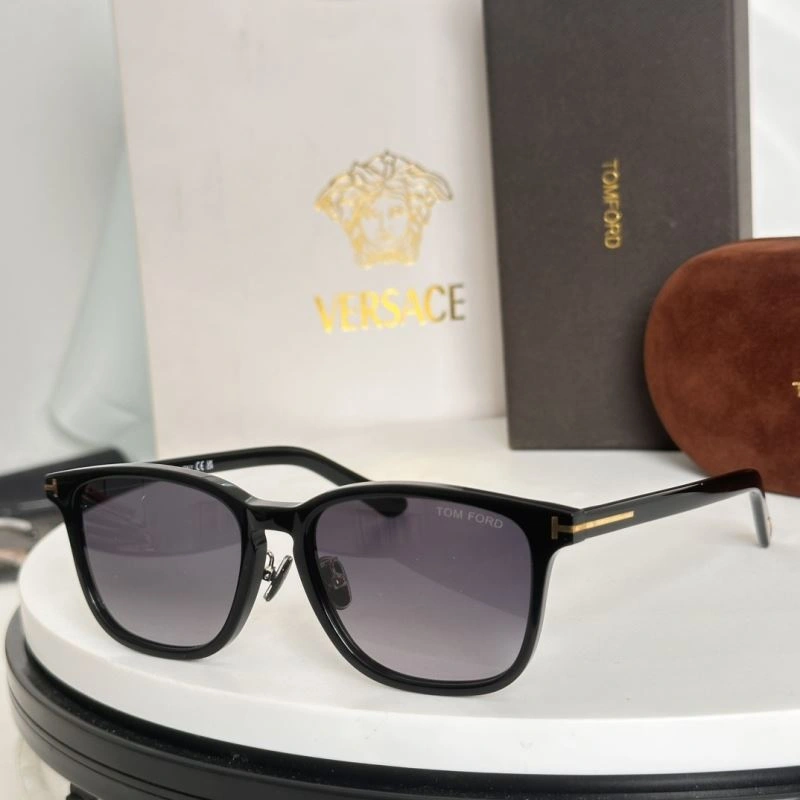 Timeless Tom Ford Sunglasses 282333