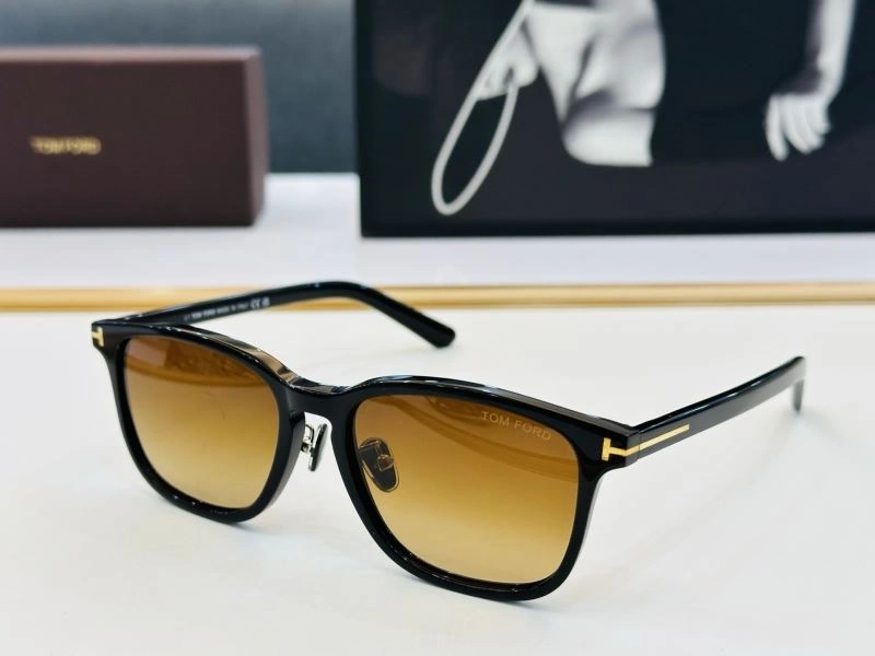 FlexibleFit Tom Ford Sunglasses 282327