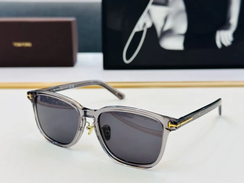 FlexibleFit Tom Ford Sunglasses 282327