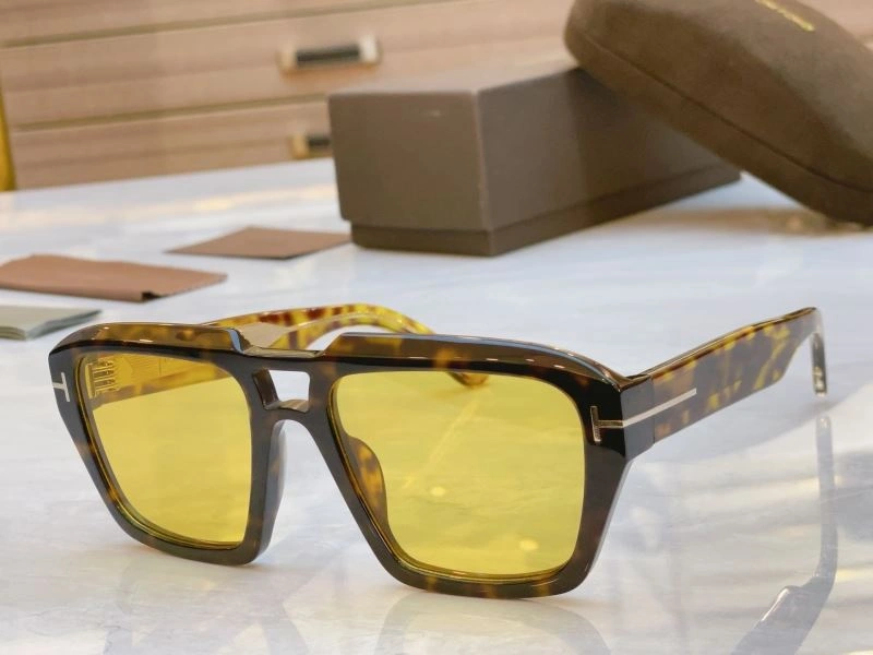 Tom Ford Sunglasses WellDesigned 282325