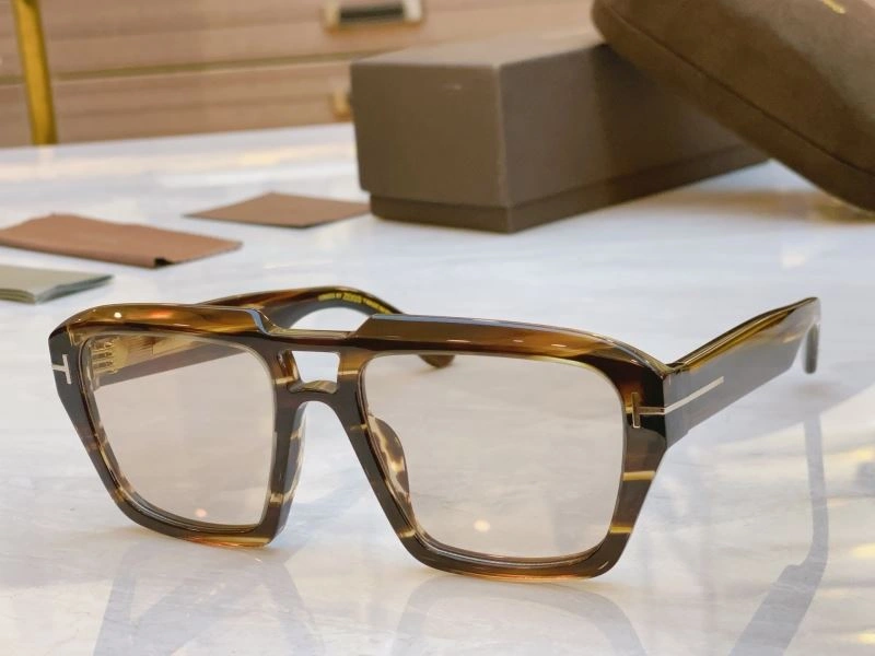 Tom Ford Sunglasses WellDesigned 282325