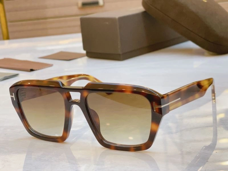Tom Ford Sunglasses WellDesigned 282325