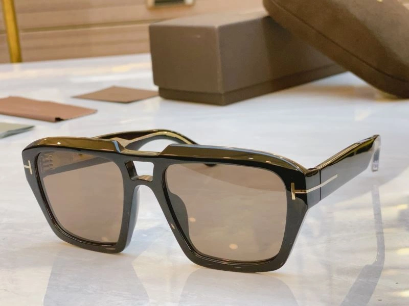 Tom Ford Sunglasses WellDesigned 282325