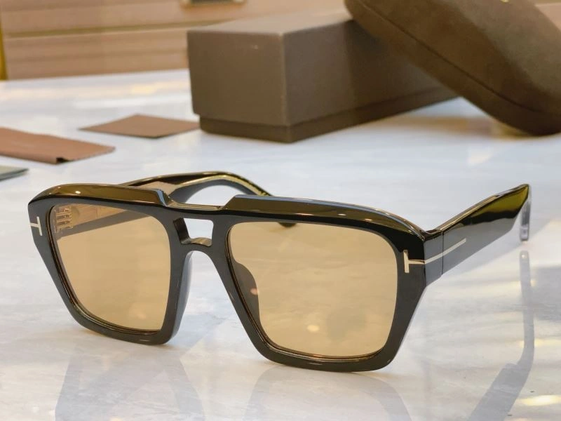 Tom Ford Sunglasses WellDesigned 282325