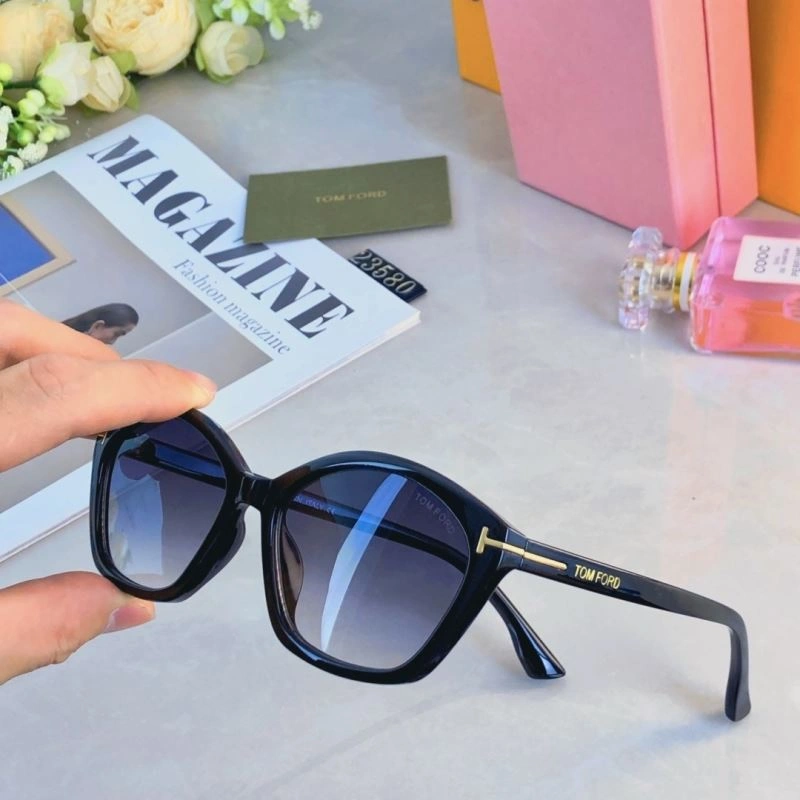 FlexibleFit Tom Ford Sunglasses 282317