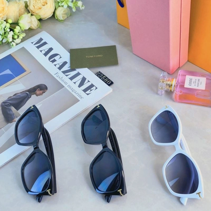 FlexibleFit Tom Ford Sunglasses 282317