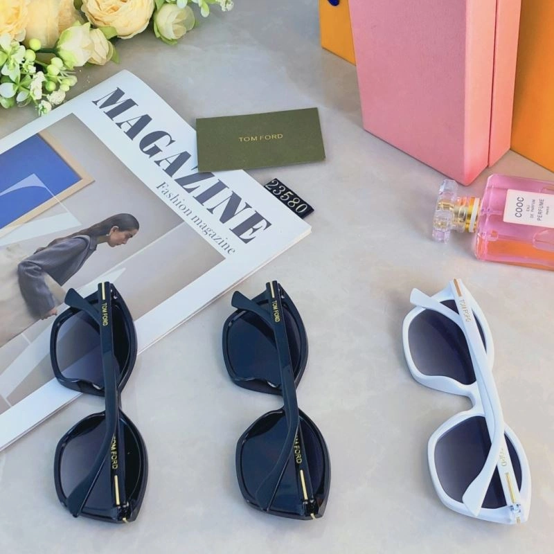 FlexibleFit Tom Ford Sunglasses 282317