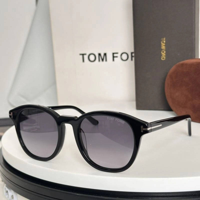 Durable Tom Ford Sunglasses 282312