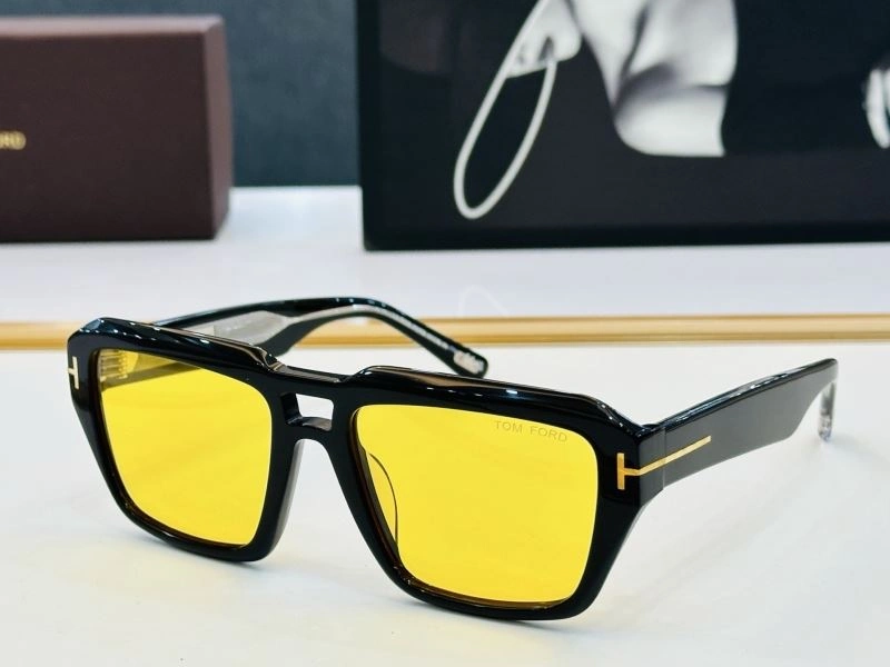 TravelReady Tom Ford Sunglasses 282311