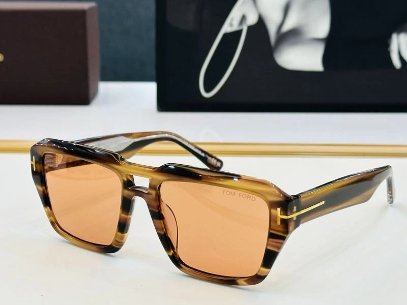 TravelReady Tom Ford Sunglasses 282311