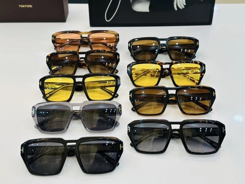 TravelReady Tom Ford Sunglasses 282311