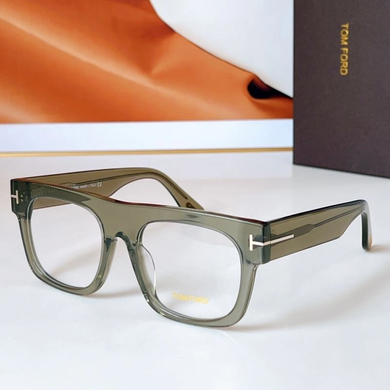 Stylish Tom Ford Sunglasses 282306